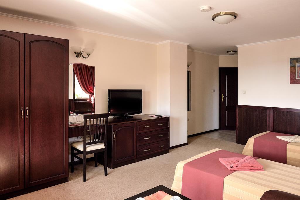 House Diona Hotell Sozopol Rum bild